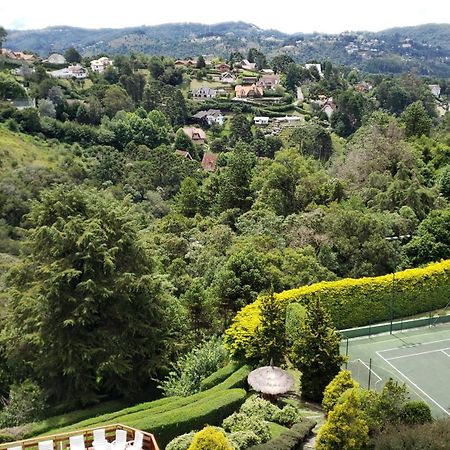 Belissima Cobertura No Condominio Switzerland, O Conforto Que Toda Familia Merece Campos do Jordão Esterno foto