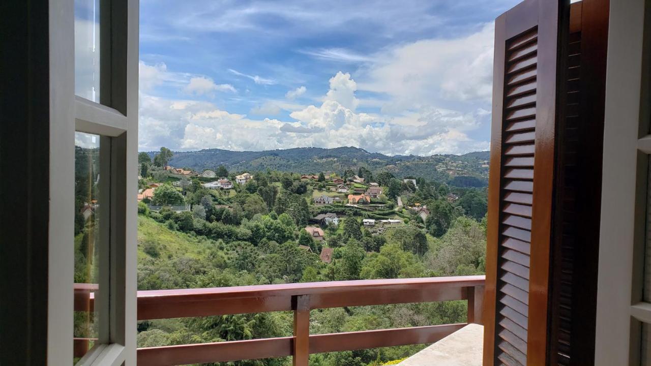 Belissima Cobertura No Condominio Switzerland, O Conforto Que Toda Familia Merece Campos do Jordão Esterno foto